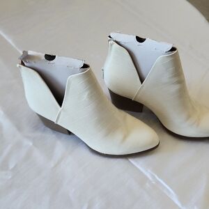 Women's Ivory Croc-Embossed Ankle Booties